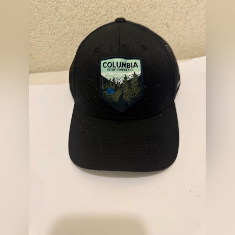 Columbia Black Baseball Cap
